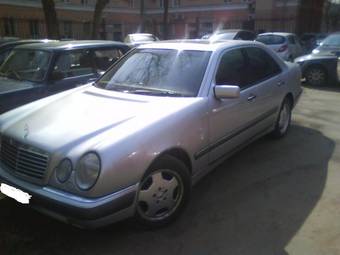 1996 Mercedes-Benz E-Class Photos