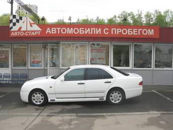 1996 Mercedes-Benz E-Class Pics