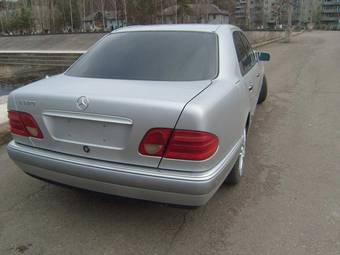 1996 Mercedes-Benz E-Class Photos