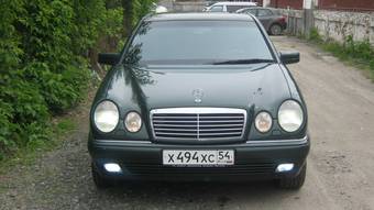 1996 Mercedes-Benz E-Class Photos