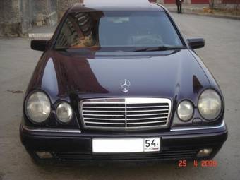 1996 Mercedes-Benz E-Class Pictures