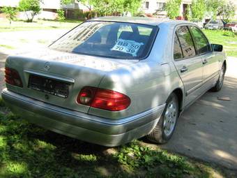 1996 Mercedes-Benz E-Class Photos