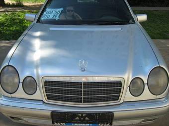 1996 Mercedes-Benz E-Class Photos