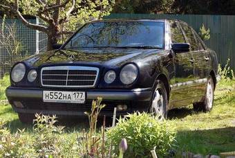 1996 Mercedes-Benz E-Class Pictures