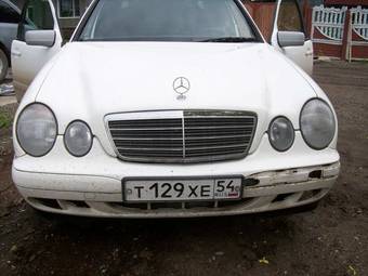 1996 Mercedes-Benz E-Class Photos