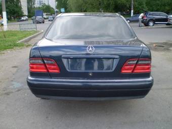 1996 Mercedes-Benz E-Class Pictures