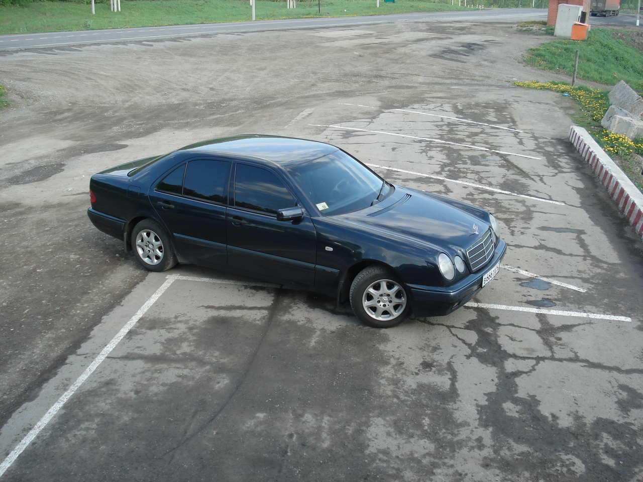 1996 Mercedes-Benz E-Class