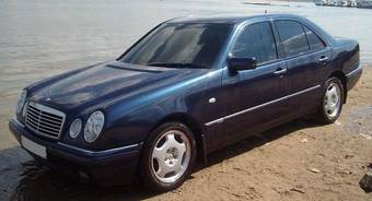 1996 Mercedes-Benz E-Class Photos