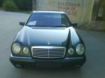 1996 Mercedes-Benz E-Class Photos