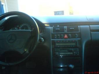 1996 Mercedes-Benz E-Class Wallpapers
