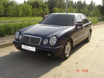 1996 Mercedes-Benz E-Class Photos