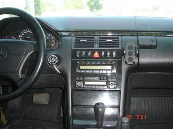 1996 Mercedes-Benz E-Class Images