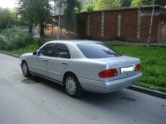 1996 Mercedes-Benz E-Class Photos