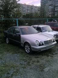 1996 Mercedes-Benz E-Class Pics