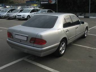 1996 Mercedes-Benz E-Class Photos