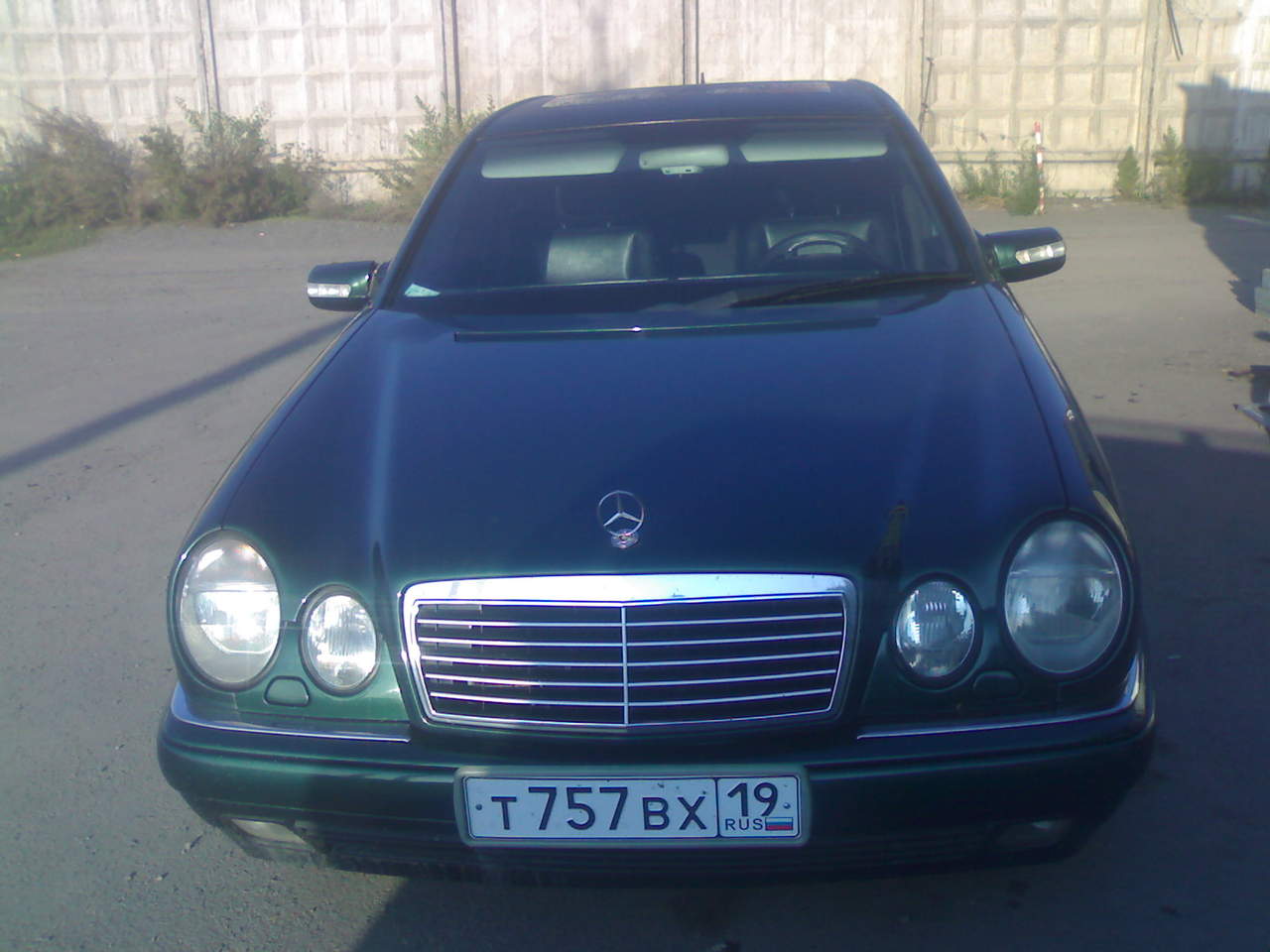 1996 Mercedes-Benz E-Class