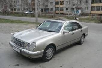 1996 Mercedes-Benz E-Class Pictures