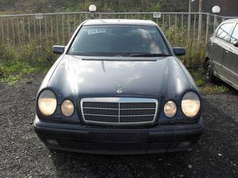 1996 Mercedes-Benz E-Class Pictures