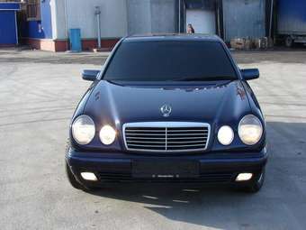 1997 Mercedes-Benz E-Class Photos