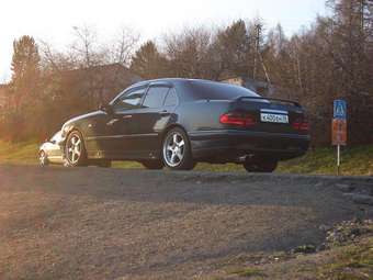 1997 Mercedes-Benz E-Class Photos