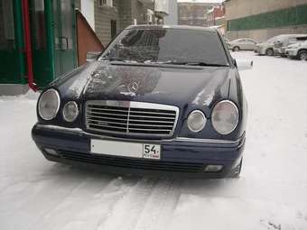 1997 Mercedes-Benz E-Class Photos