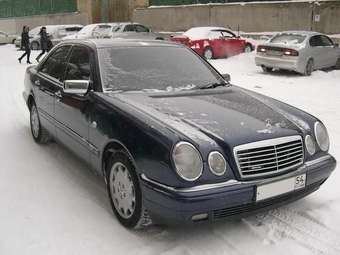 1997 Mercedes-Benz E-Class Pictures