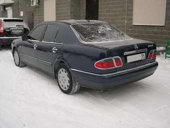 1997 Mercedes-Benz E-Class Photos