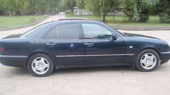 1997 Mercedes-Benz E-Class Pictures