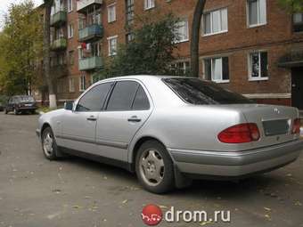 1997 Mercedes-Benz E-Class Pictures
