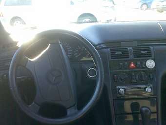 1997 Mercedes-Benz E-Class Photos