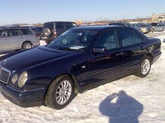 1997 Mercedes-Benz E-Class Photos