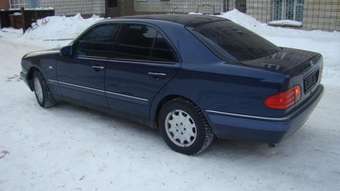 1997 Mercedes-Benz E-Class Pictures