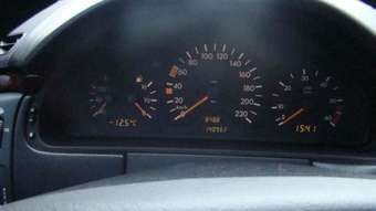 1997 Mercedes-Benz E-Class Photos
