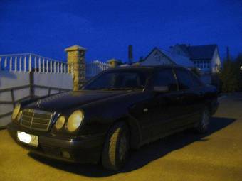 1997 Mercedes-Benz E-Class Images