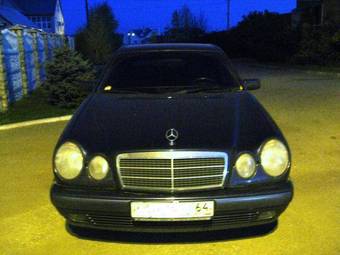 1997 Mercedes-Benz E-Class Pictures
