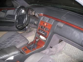 1997 Mercedes-Benz E-Class Pics