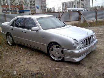 1997 Mercedes-Benz E-Class Images