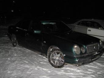 1997 Mercedes-Benz E-Class Photos