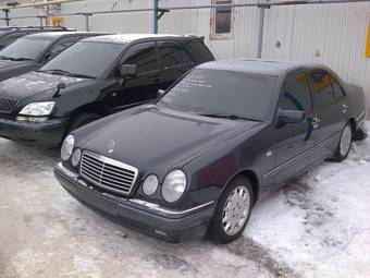 1997 Mercedes-Benz E-Class Pictures