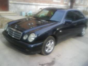 1997 Mercedes-Benz E-Class Pictures