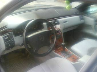 1997 Mercedes-Benz E-Class Photos