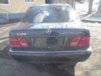 1997 Mercedes-Benz E-Class Pictures