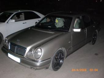 1997 Mercedes-Benz E-Class Photos