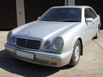 1997 Mercedes-Benz E-Class Photos