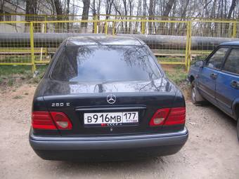 1997 Mercedes-Benz E-Class Photos