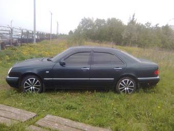 1997 Mercedes-Benz E-Class Photos