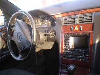 1997 Mercedes-Benz E-Class Pictures