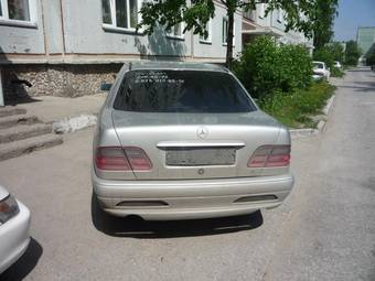 1997 Mercedes-Benz E-Class Images
