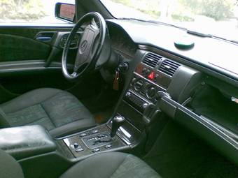 1997 Mercedes-Benz E-Class Photos