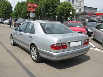 1997 Mercedes-Benz E-Class Images